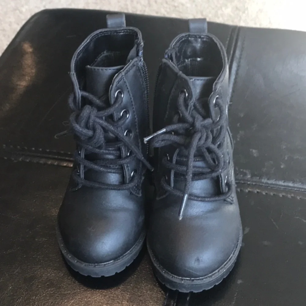 Sugar girls boots hearts